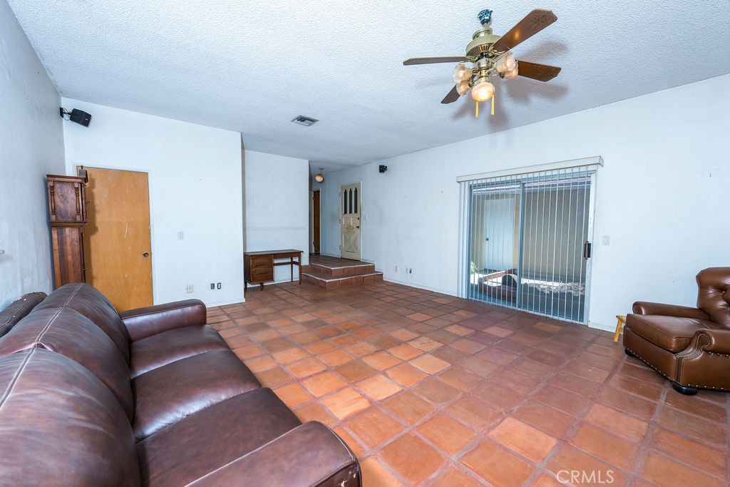 2023 S Janette Lane