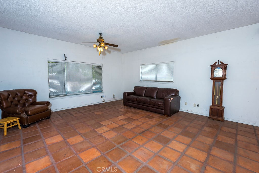 2023 S Janette Lane