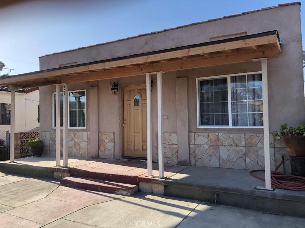 Photo of 623 76 623 E 76th St St, Los Angeles, CA 90001 (MLS # DW26039904)