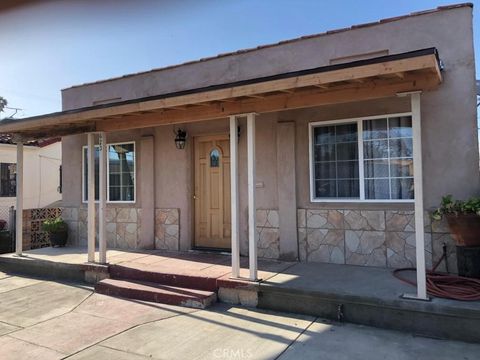 Photo of 623 76 623 E 76th St St, Los Angeles, CA 90001 (MLS # DW26039904)