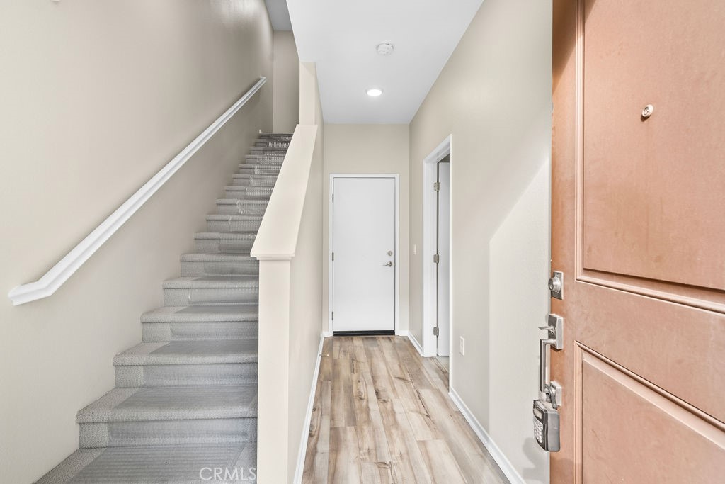 5464 Seacliff 25