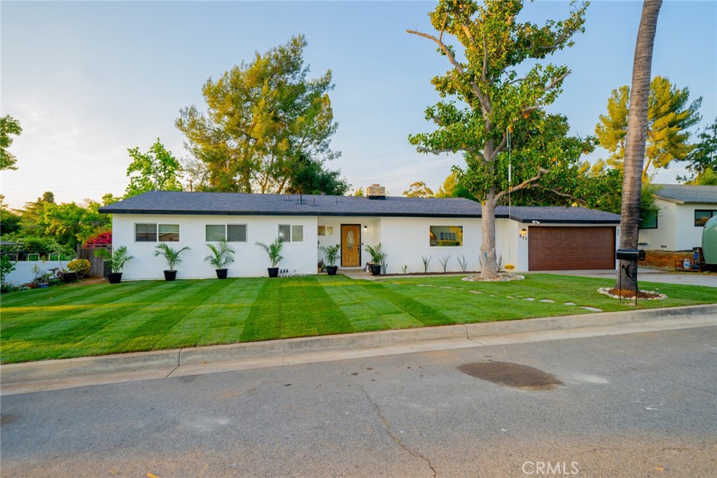533 Via Vista Drive