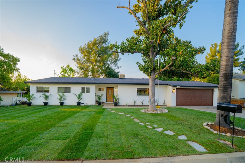 533 Via Vista Drive