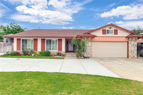 Photo of 1900 Brae Burn Drive, Corona, CA 92882 (MLS # IG26143946)