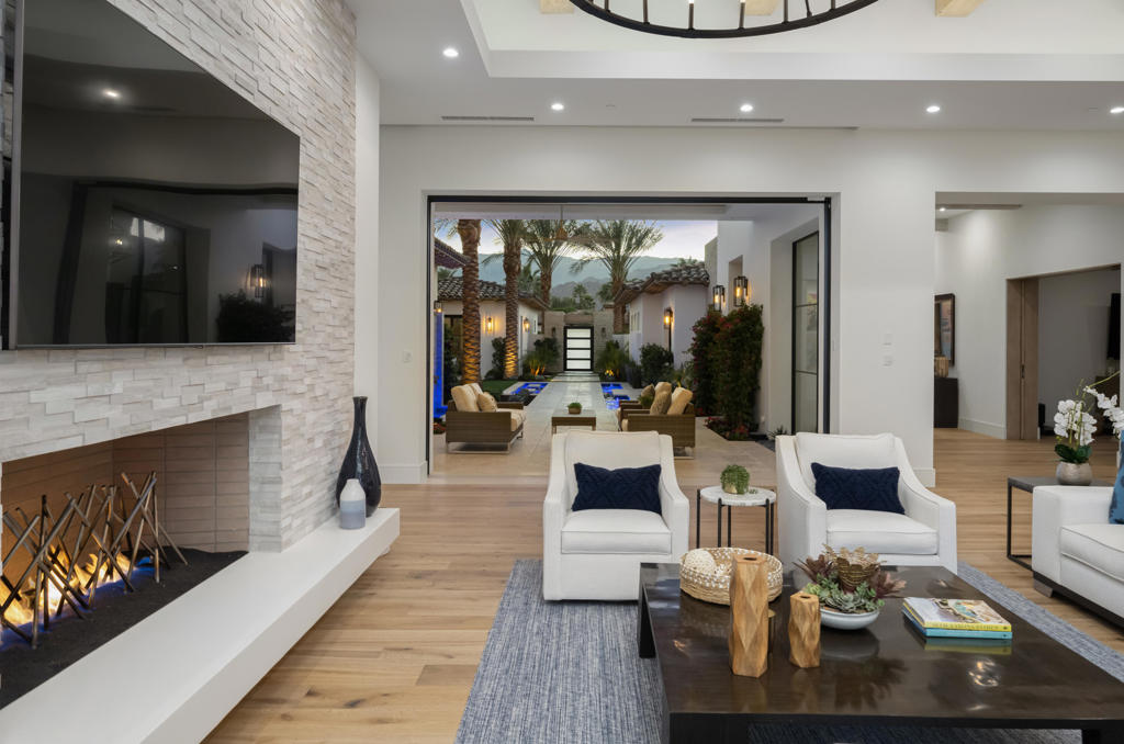 The Hideaway - Residential