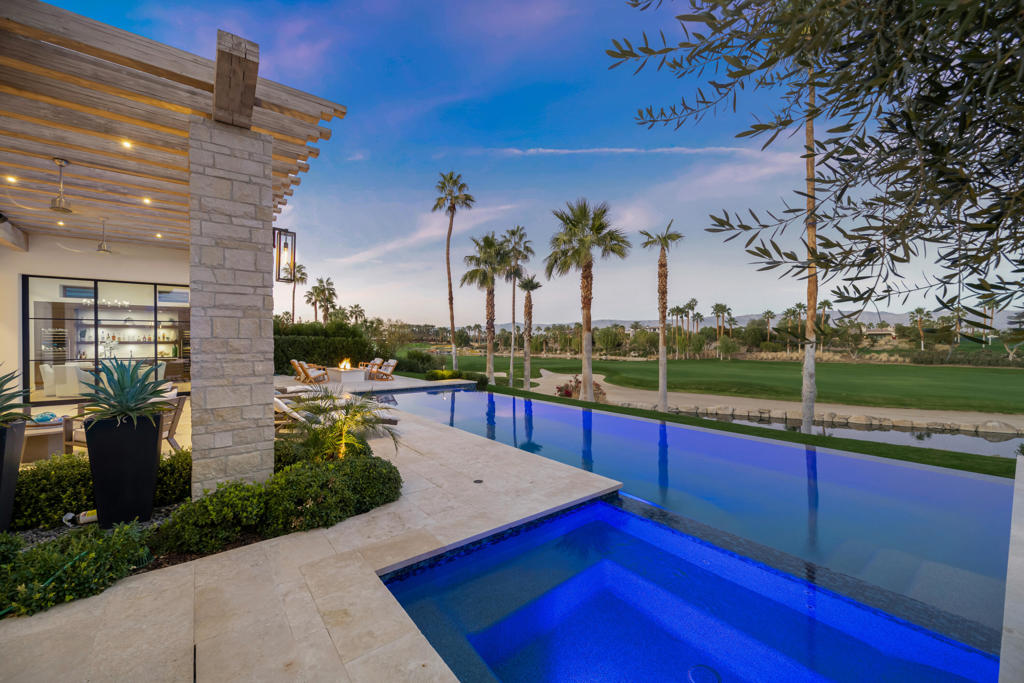 The Hideaway - Residential