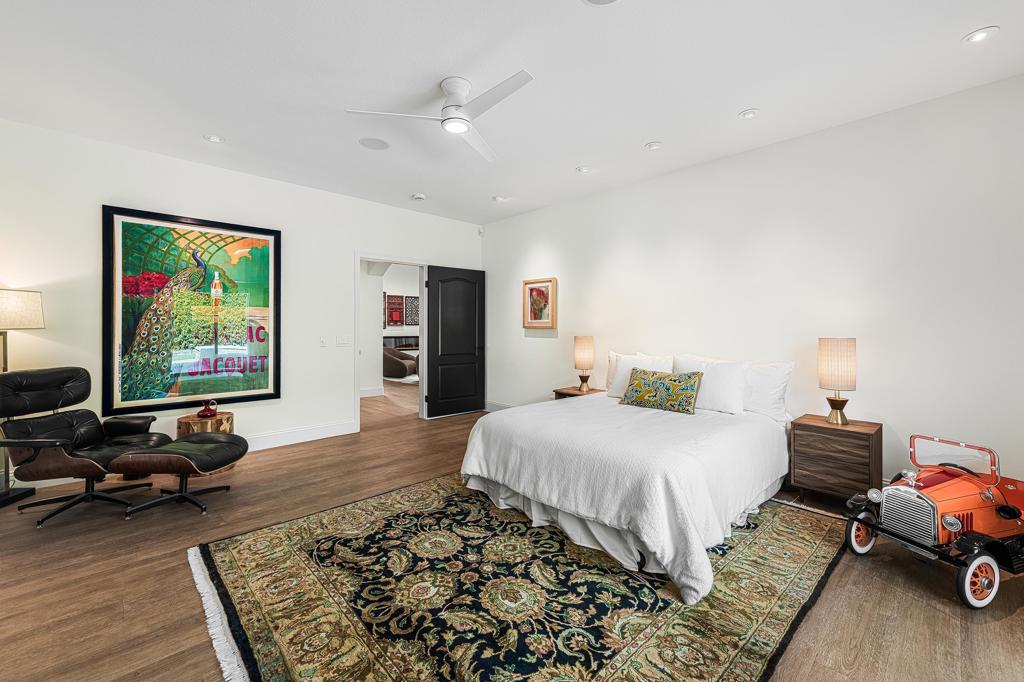 Park Escoba - Residential