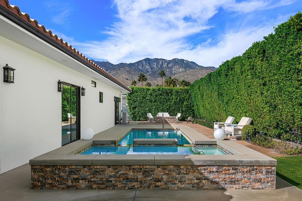 Park Escoba - Residential