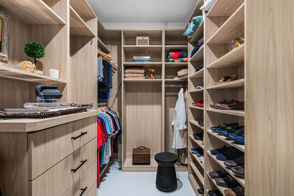 Park Escoba - Residential