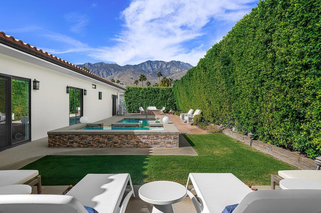 Park Escoba - Residential