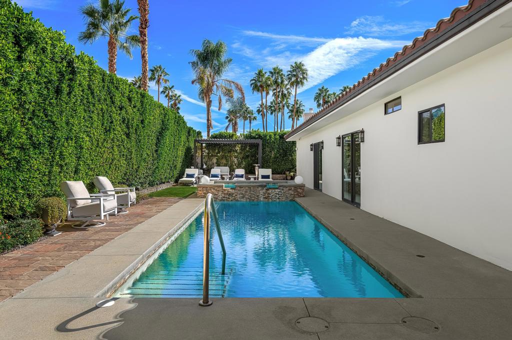 Park Escoba - Residential