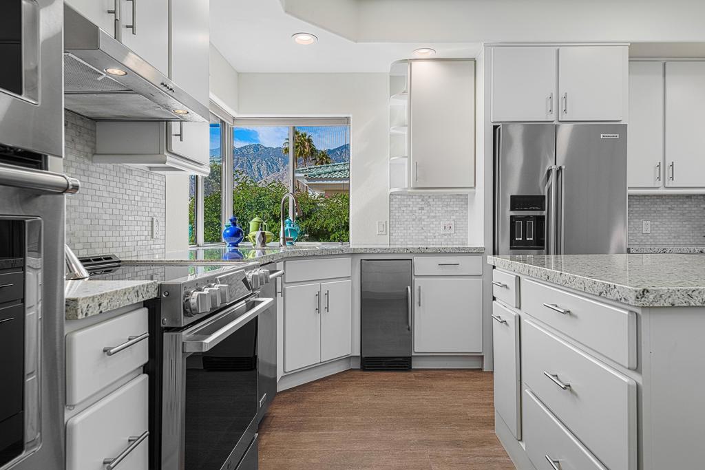 Park Escoba - Residential