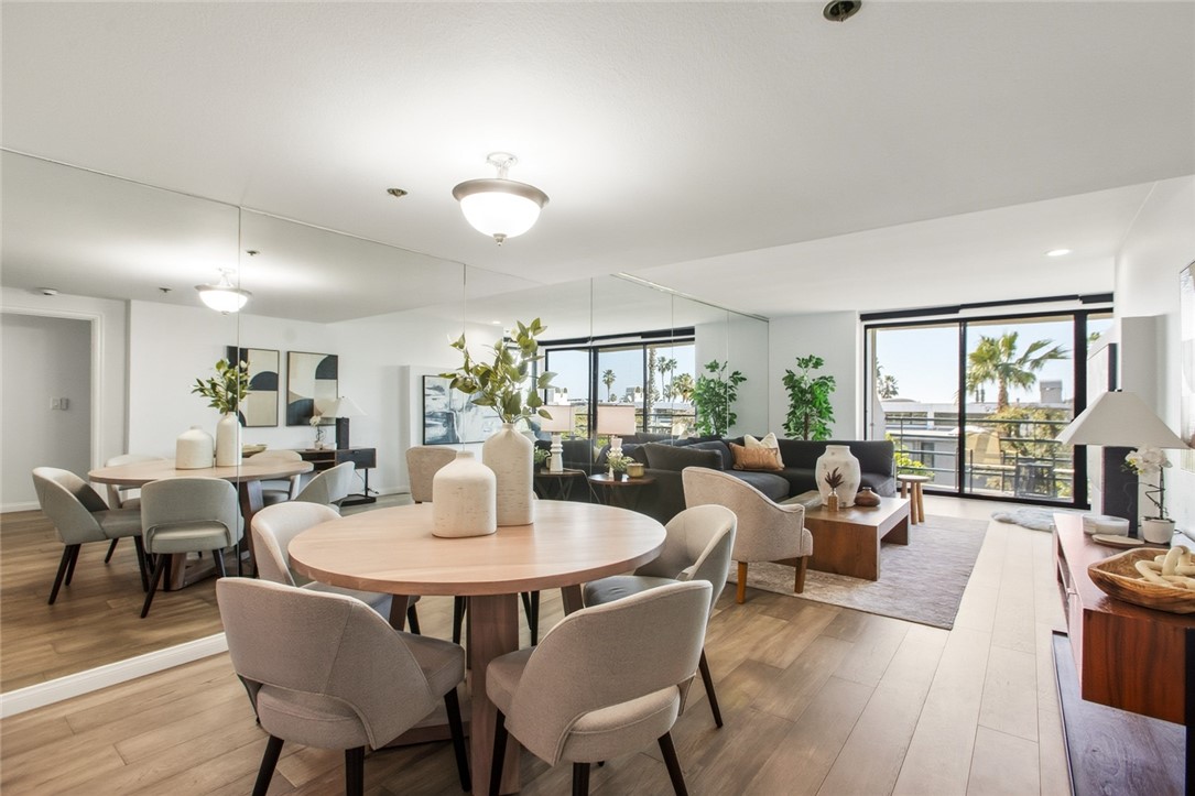 2940 Neilson Way 302