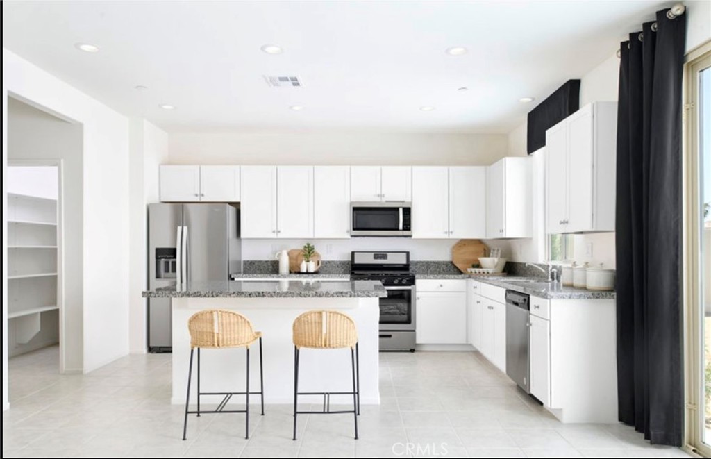 Sevilla - Residential Lease