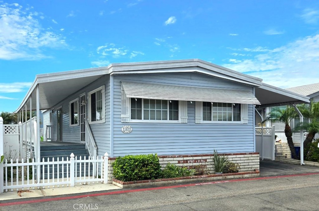 Only 1 1/2 blocks from the OCEAN!!! 3 bedrooms and 2 baths. This Awesome beach house is in the lovely, “Huntington Shorecliffs” Community… Look no more! Walk to the beach in 5 minutes!!! Gorgeous open floor plan, with nice living and dining room. This beautiful home is 1,120 sq ft and is light and bright! Included with home: refrigerator, washer and dryer! Also included upgrades: New paint whole house inside, and New floors. Giant backyard! The monthly park lease is Approx. $3,000 a month, which includes access to the community clubhouse, pool and gym. 1 year home warranty also included!!! All located in the park’s private community. This Beach house is down the street from the Pacific Ocean, and down the street from the famous Huntington Beach Pier and "Pacific City" with new shops and restaurants.