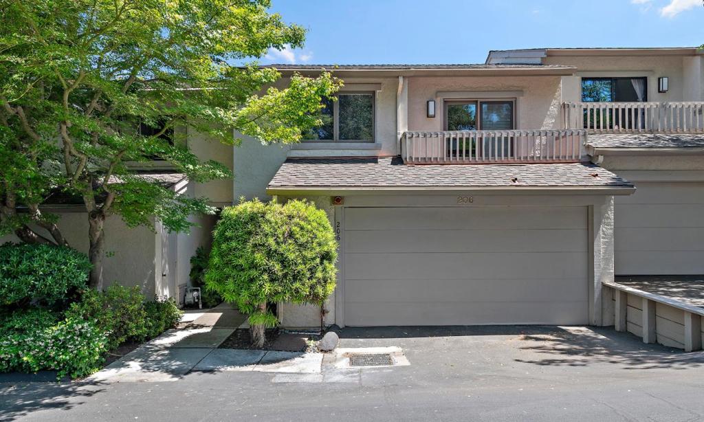 206 Sand Hill Circle
