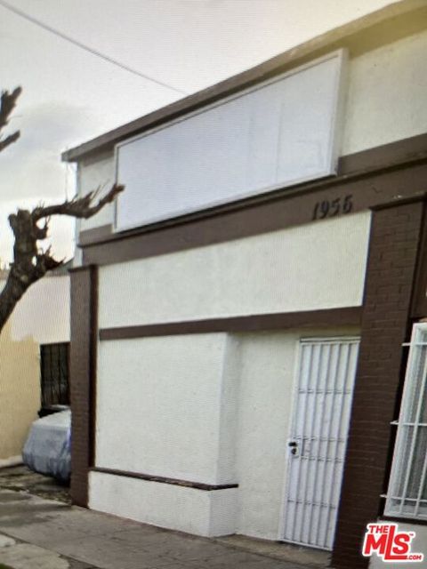 Photo of 1956 W Jefferson Boulevard, Los Angeles, CA 90018 (MLS # 26859727)