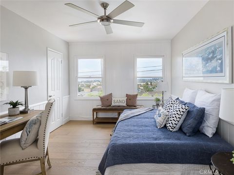 Tiny photo for 237 Via Los Miradores, Redondo Beach, CA 90277 (MLS # SB25224292)