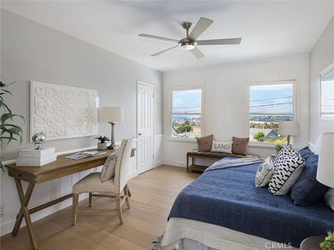 Tiny photo for 237 Via Los Miradores, Redondo Beach, CA 90277 (MLS # SB25224292)