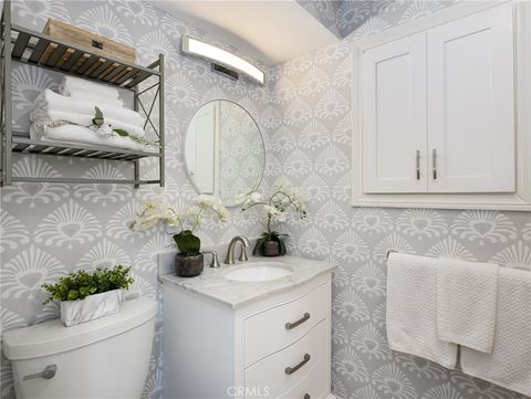 Tiny photo for 237 Via Los Miradores, Redondo Beach, CA 90277 (MLS # SB25224292)