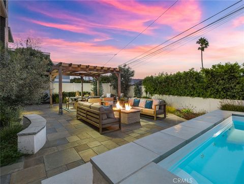 Tiny photo for 237 Via Los Miradores, Redondo Beach, CA 90277 (MLS # SB25224292)