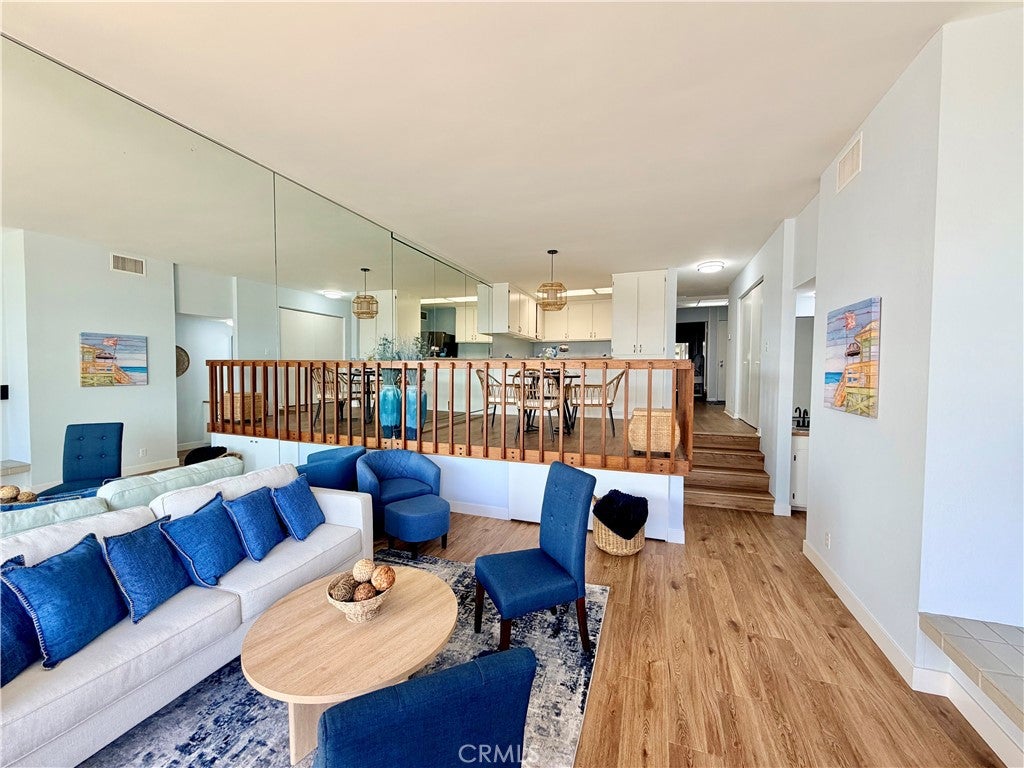 5209 Marina Pacifica