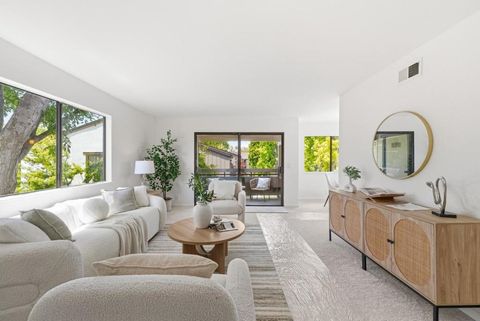 Photo of 765 San Antonio Road #52, Palo Alto, CA 94303 (MLS # ML82048348)
