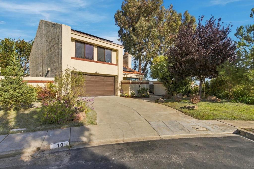 10 Portofino Circle