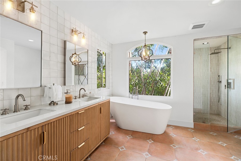 Coast Royal (CR) - Residential Lease