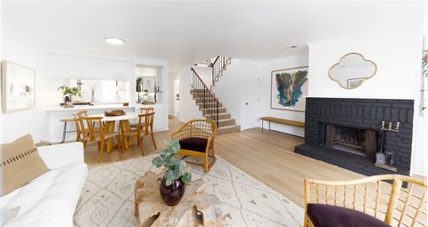 Photo of 4365 Mclaughlin AVE #4, Los Angeles, CA 90066 (MLS # SR26103076)
