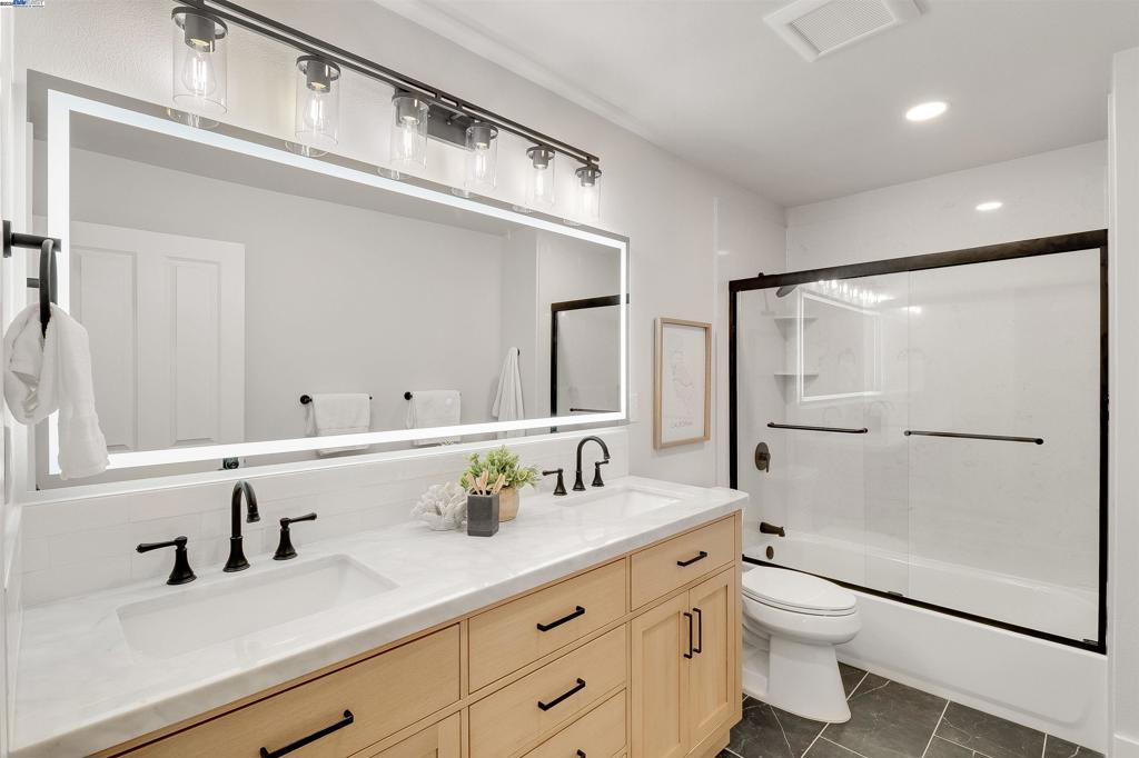 JENSEN TRACT - Residential