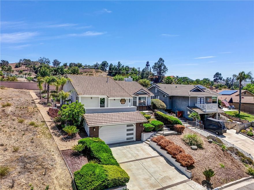 Welcome to 30998 Emperor Drive, a charming home perfectly positioned on an elevated corner lot, offering both privacy and curb appeal. Step inside to a spacious open-concept living area featuring a large wood-burning fireplace with a classic mantle—perfect for cozy evenings. The kitchen boasts a generous island ideal for entertaining, with ample space for a dining table, and is filled with natural light throughout.



This home also includes a dedicated home office, perfect for remote work or study. The exterior has been thoughtfully landscaped for low-maintenance living.



Located within a vibrant gated community, residents enjoy access to an incredible array of amenities: a private lake, golf course, clubhouse, sandy beaches, multiple pools, campgrounds, parks, an equestrian center, baseball field, private restaurants and bars, and year-round community and holiday events.



All appliances are included—just move in and start enjoying!



Don’t miss your opportunity to make this beautiful property your own. Schedule your private showing today!