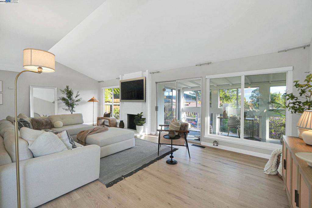 HIGHLANDS - Residential