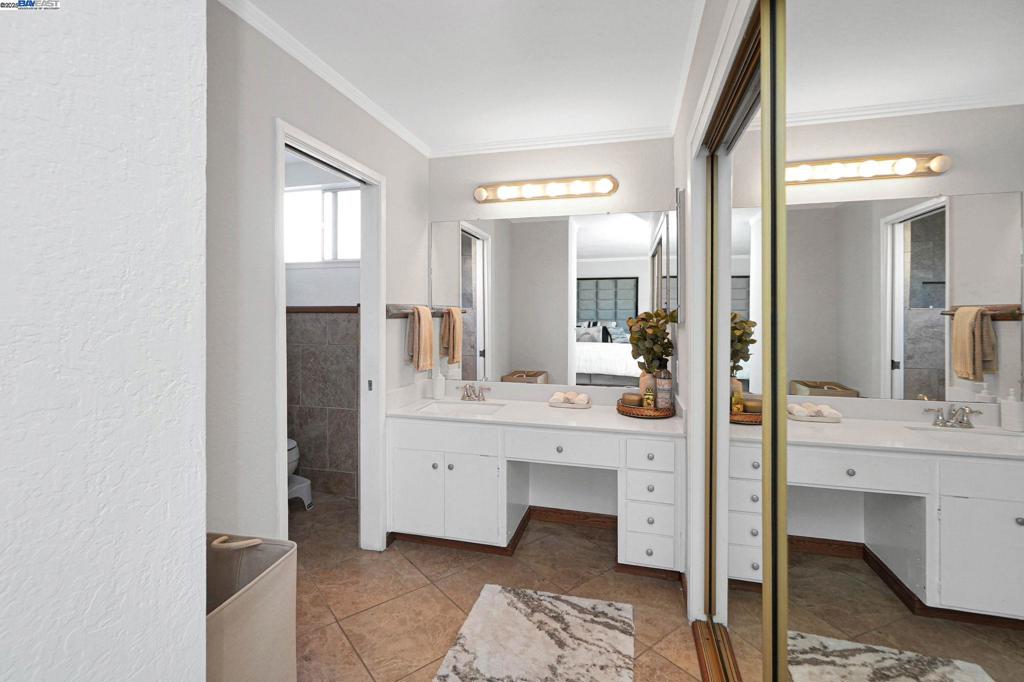 HIGHLANDS - Residential