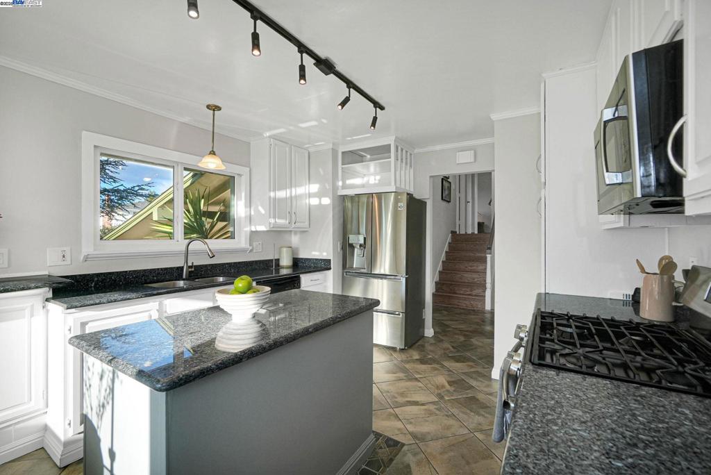 HIGHLANDS - Residential