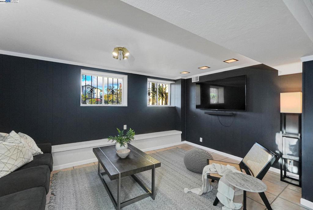 HIGHLANDS - Residential