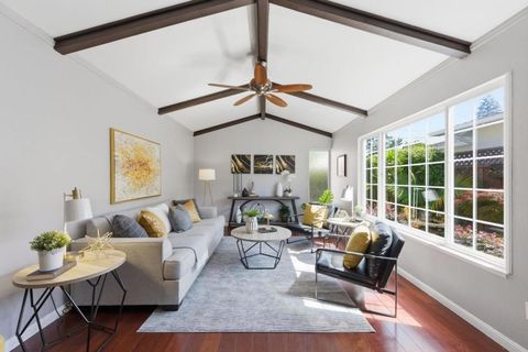 Photo of 950 Cherry Street, San Carlos, CA 94070 (MLS # ML82045435)