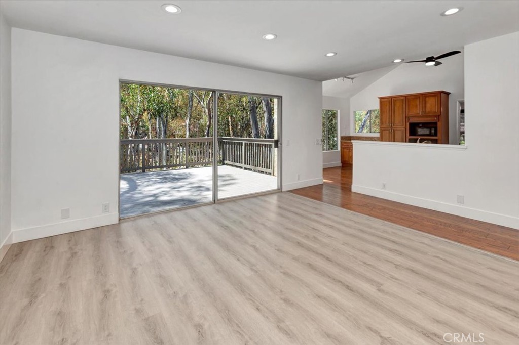 Woods (TW) - Residential Lease