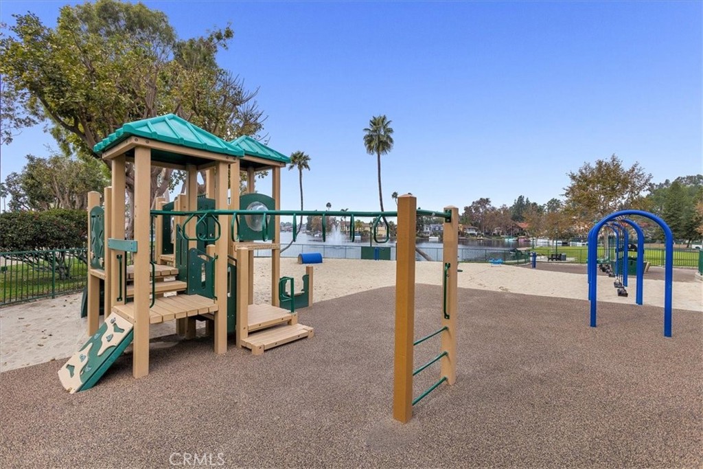 Woods (TW) - Residential Lease