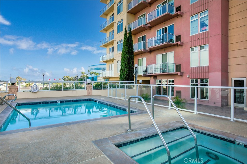 Downtown (DT) - Residential