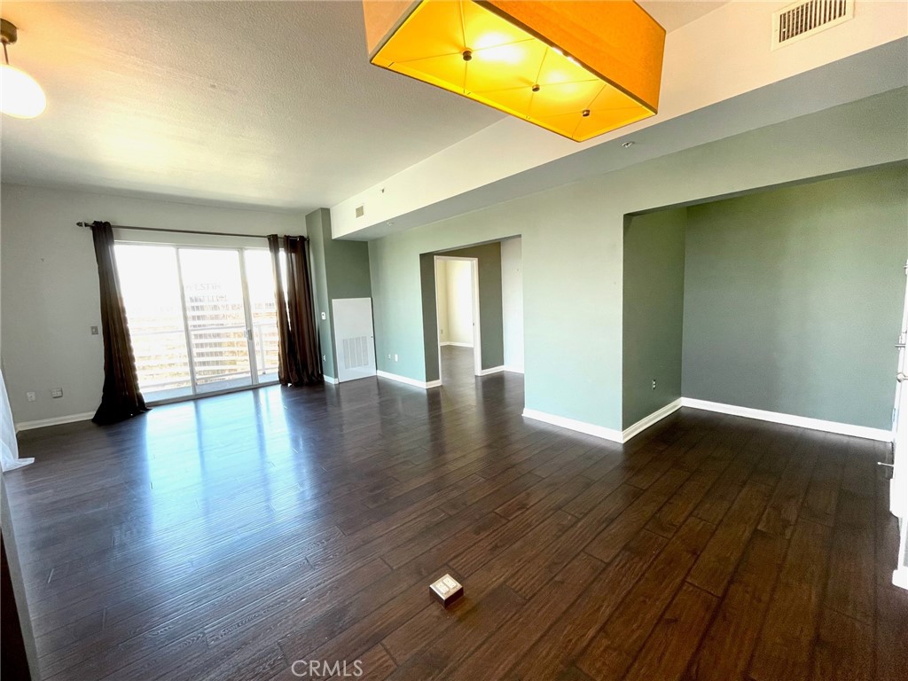 Downtown (DT) - Residential