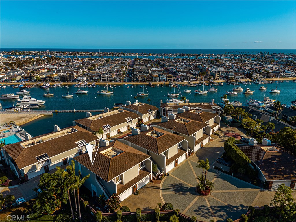 994 Bayside Cove