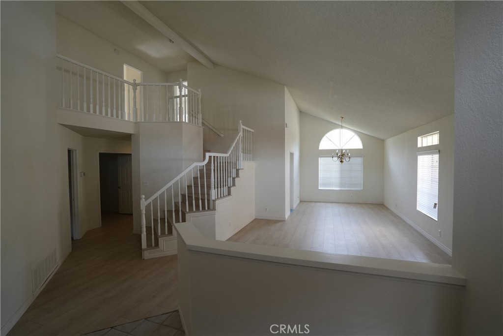 17916 Via Casitas