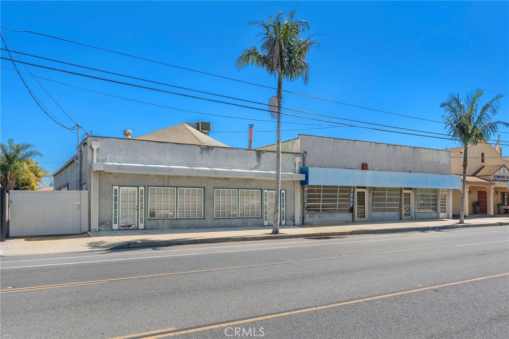 24816 Narbonne Ave is a vacant office building located in Lomita, 90717. The size of the building is 2,904 SqFt and the lot size is 8,191 SqFt. The major cross streets are Lomita Blvd and Eshelman Ave.