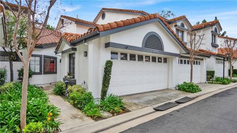 Photo of 4790 Gondola Dr, Oak Park, CA 91377 (MLS # SR26028909)