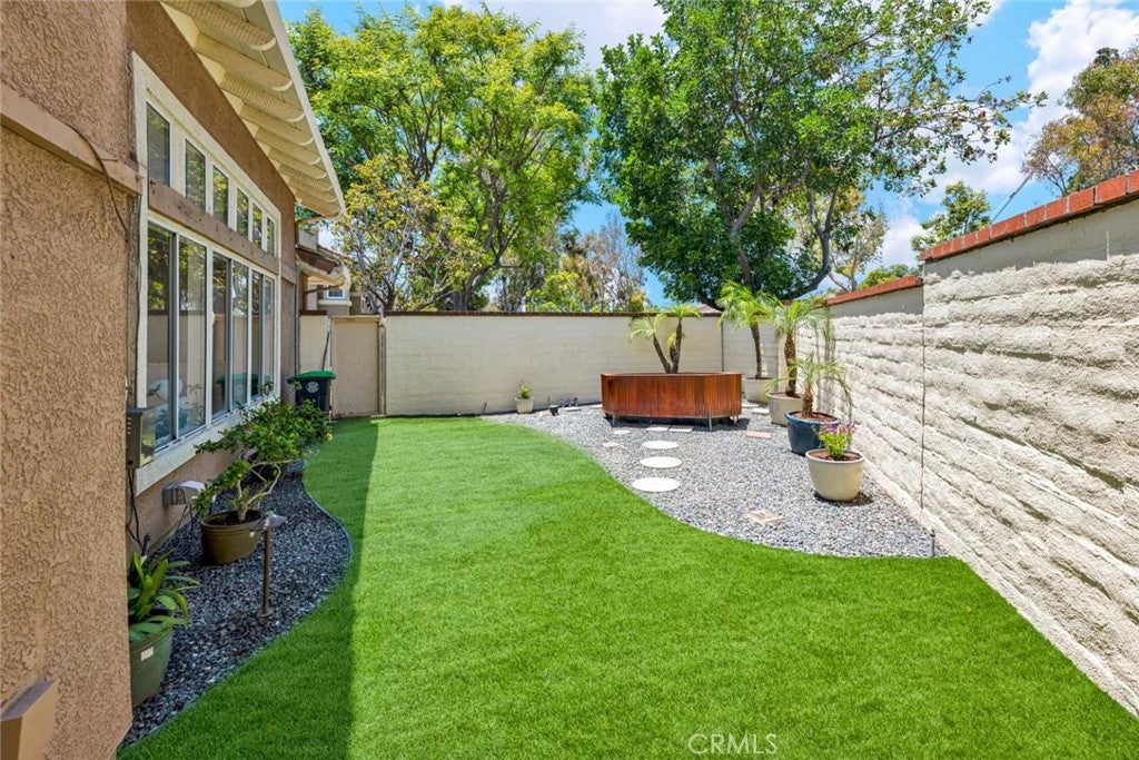 2404 Calle Andorra, Tustin CA 92782 - Photo 19