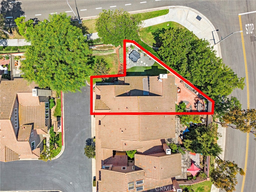 2404 Calle Andorra
