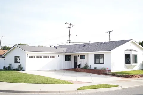 6862 Breeland Drive, Huntington Beach, CA 92647 - MLS#: OC25268537