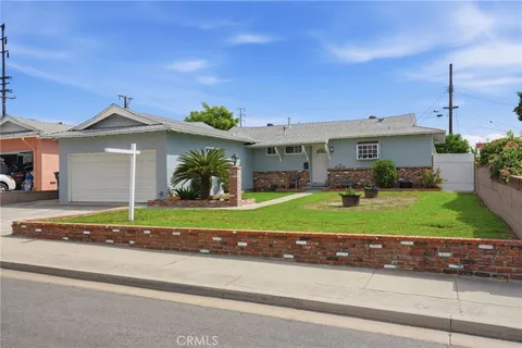 MLS: RS26077619