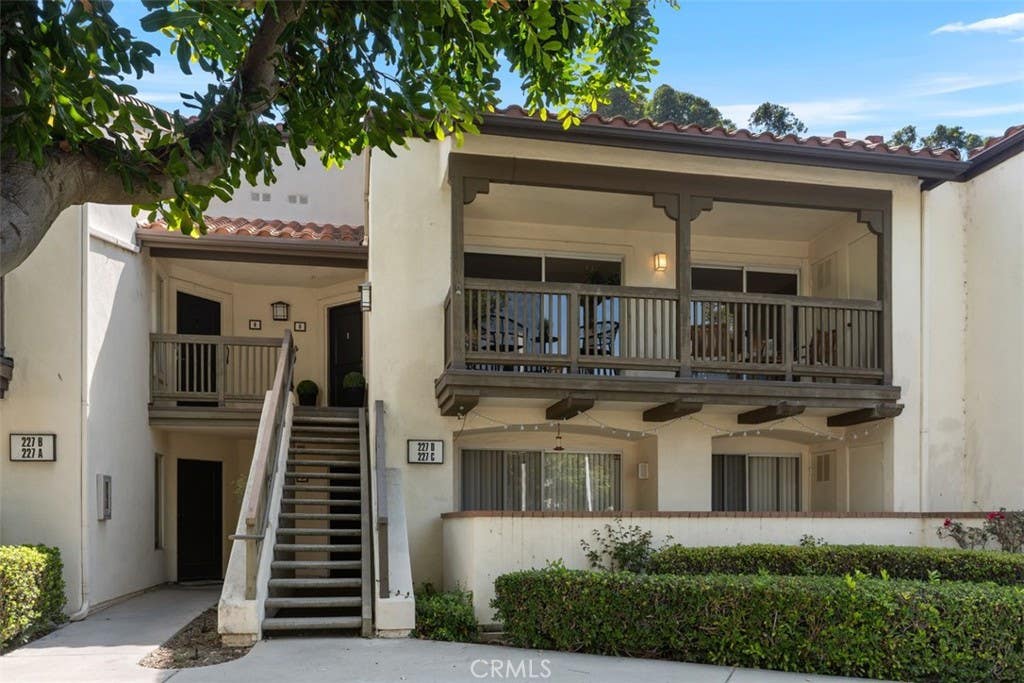 Photo of 227 S Cross Creek RD #D, Orange, CA 92869 (MLS # OC26176692)